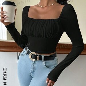 Shein- Black long sleeve crop top.